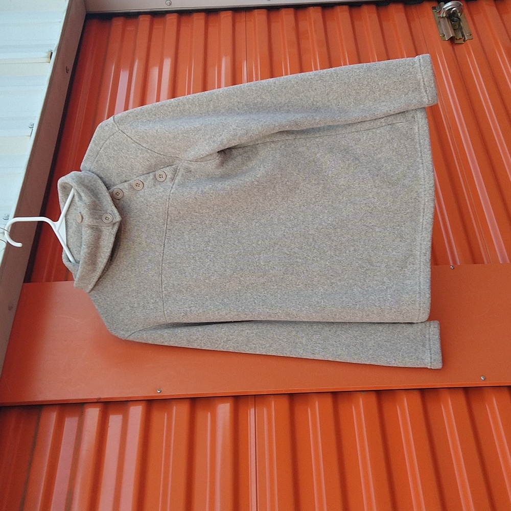 Men's guide series sweater